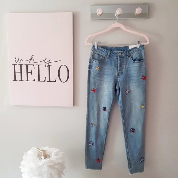 NWT For the Republic floral applique embellished slim ankle jeans, 26 - Picture 7 of 15